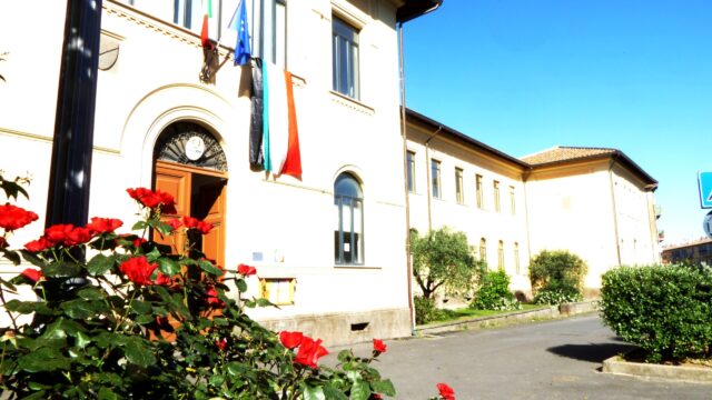 sede-centrale-piazza-marconi-vetralla-scuola-primaria-scaled