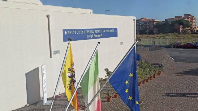 Istituto Istruzione Superiore Luigi Einaudi Siracusa